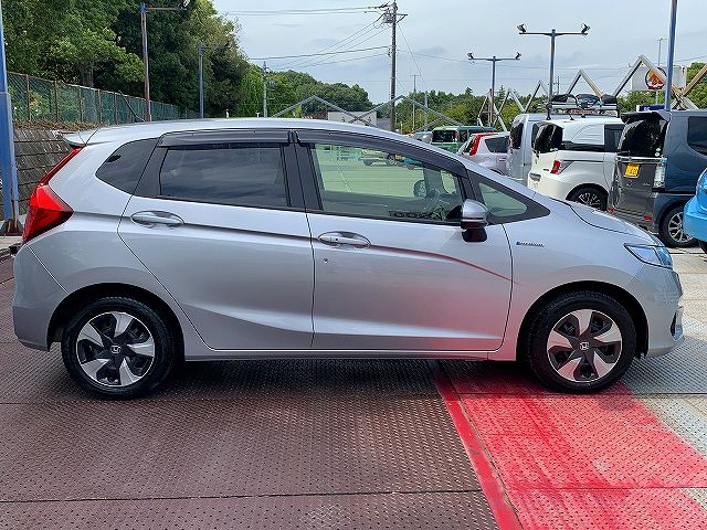 Honda FIT HYBRID 2018-07 15492-17