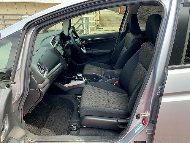 Honda FIT HYBRID 2018-07 15492-18