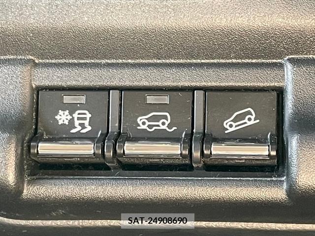 Mazda FLAIR CROSSOVER 2020-12 313040-8