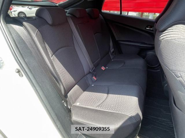 Toyota PRIUS 2017-01 322373-14