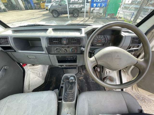 Mitsubishi MINICAB TRUCK 2006-02 13778-12