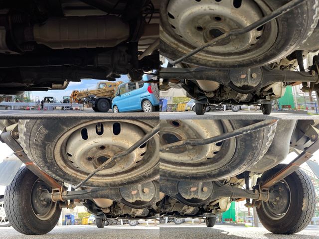 Mitsubishi MINICAB TRUCK 2006-02 13778-26