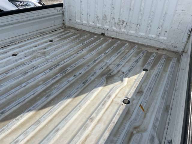 Mitsubishi MINICAB TRUCK 2006-02 13778-10