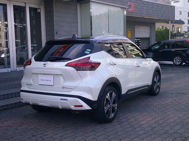 Nissan KICKS 2021-04 181479-1