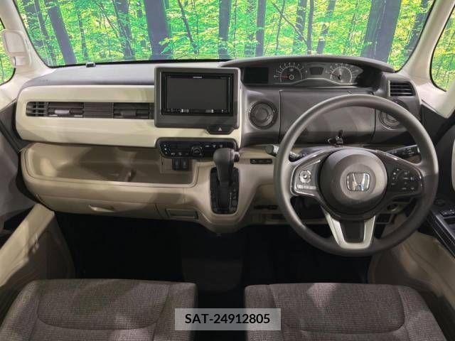 Honda N BOX 2019-03 243340-1