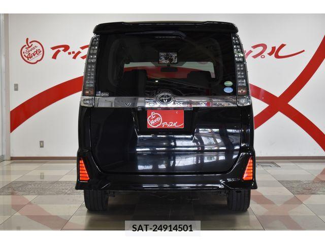 Toyota VOXY 2015-11 370516-23
