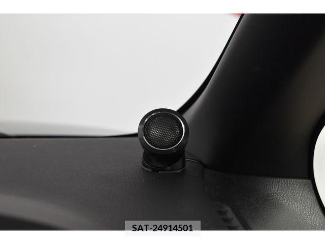 Toyota VOXY 2015-11 370516-16