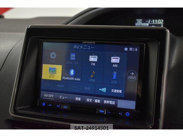 Toyota VOXY 2015-11 370516-14