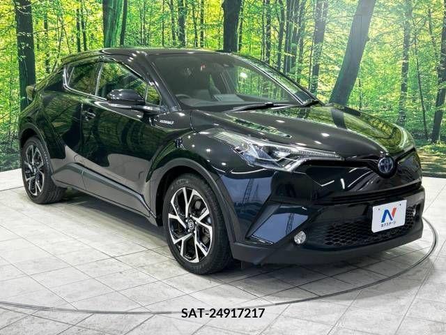 Toyota C-HR 2017-10 264114-16