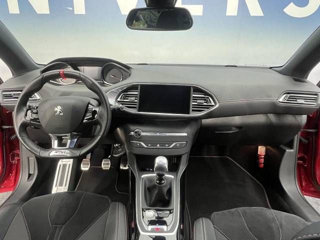 Peugeot 308 2019-06 181215-1