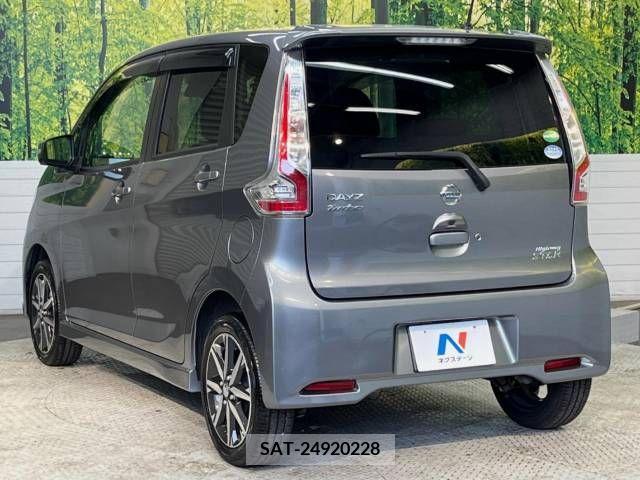 Nissan DAYZ 2018-03 296029-16