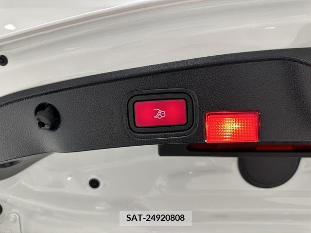 Amg C-CLASS 2018-08 319390-18