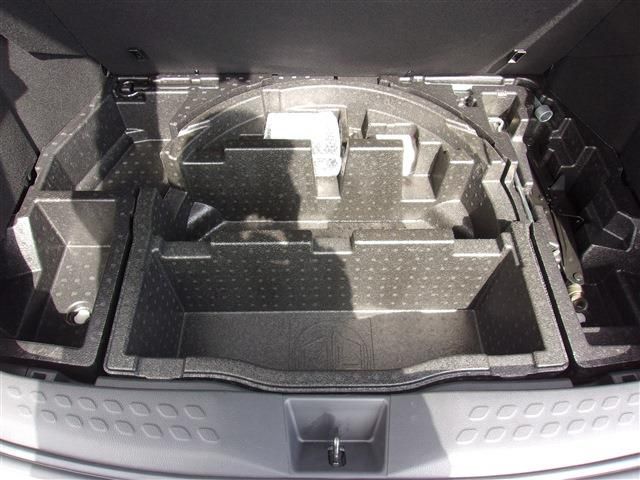 Toyota C-HR 2020-01 3327-11