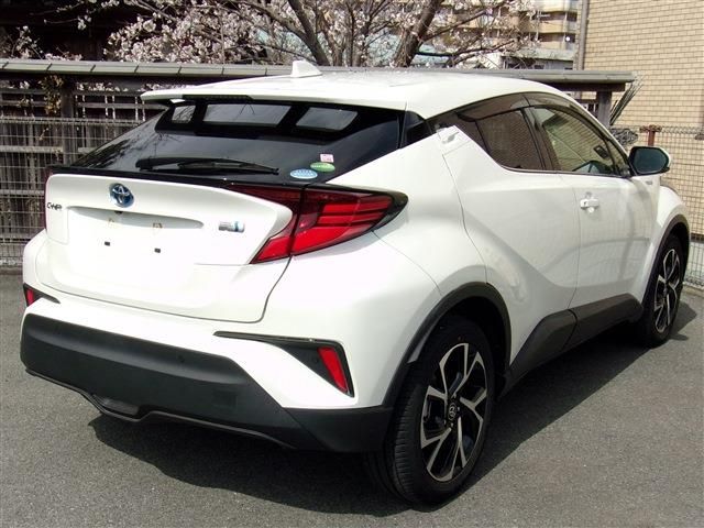 Toyota C-HR 2020-01 3327-1