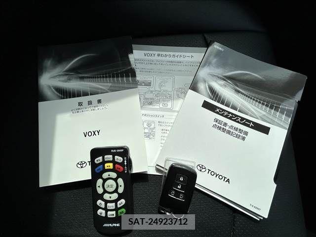 Toyota VOXY 2020-09 289143-9