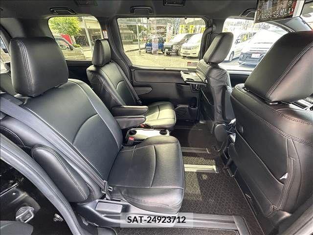 Toyota VOXY 2020-09 289143-6