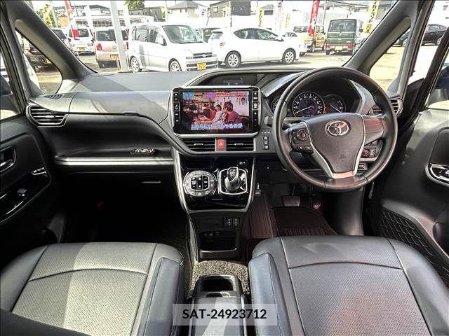 Toyota VOXY 2020-09 289143-2
