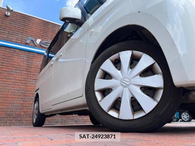 Suzuki SPACIA 2013-07 368544-13