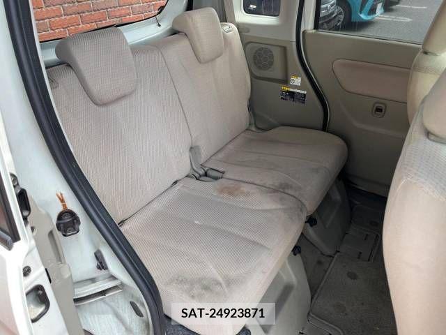 Suzuki SPACIA 2013-07 368544-9
