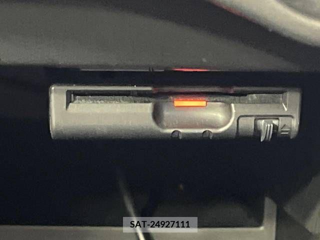 Nissan NOTE 2014-08 302356-6