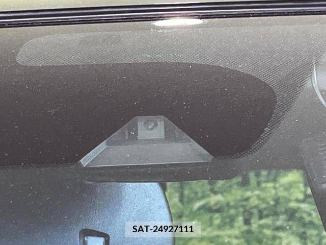 Nissan NOTE 2014-08 302356-4