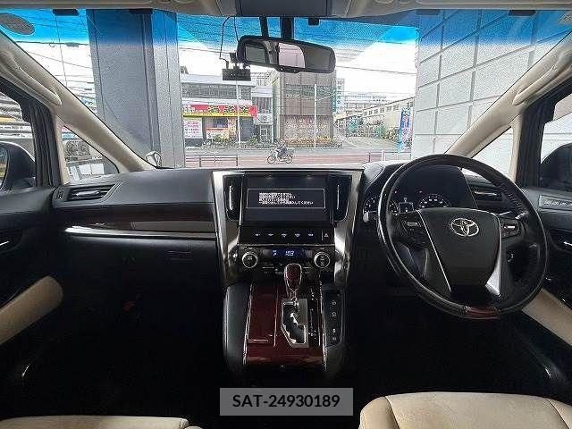 Toyota ALPHARD 2017-01 258895-1