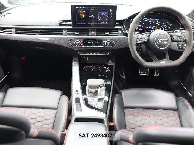Audi RS5 2021-08 207835-1
