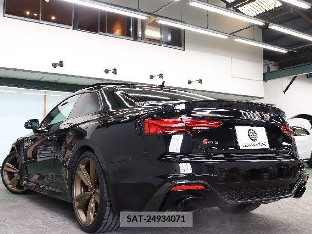 Audi RS5 2021-08 207835-2