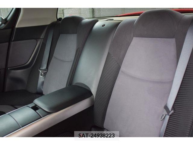 Mazda RX-8 2003-09 283932-11
