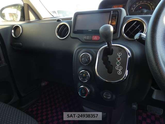 Toyota SPADE 2014-09 386218-15
