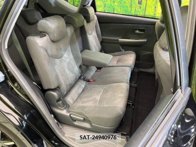 Toyota PRIUS ALPHA 2012-04 322184-9