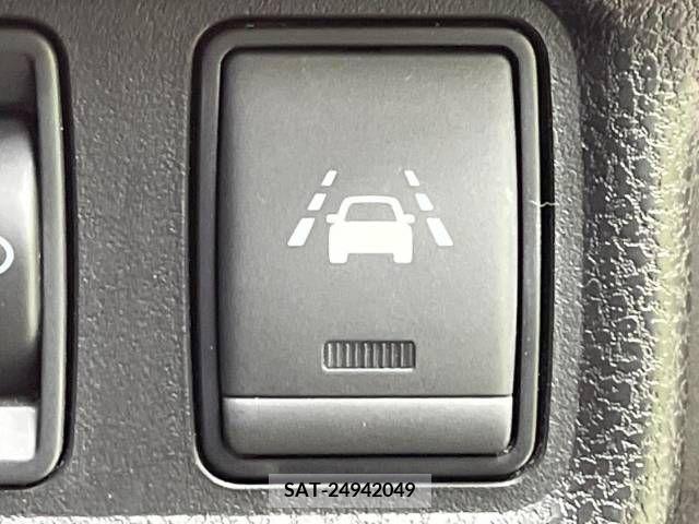 Nissan NOTE 2017-06 382583-5