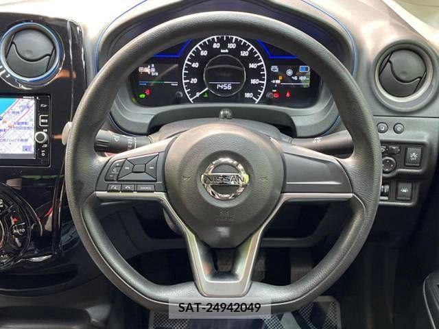 Nissan NOTE 2017-06 382583-11