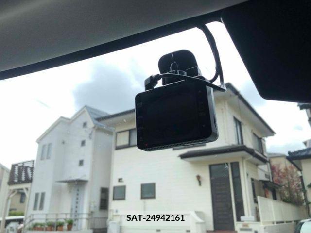 ROVER DEFENDER 2023-08 283807-16