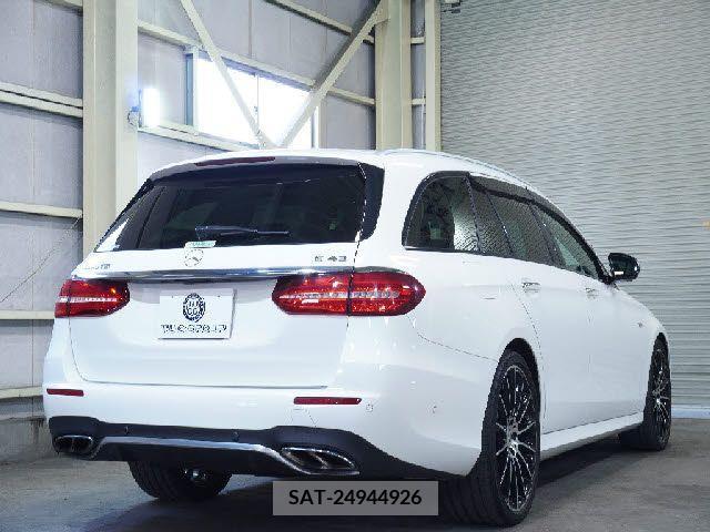 Amg E-CLASS 2018-09 319472-1