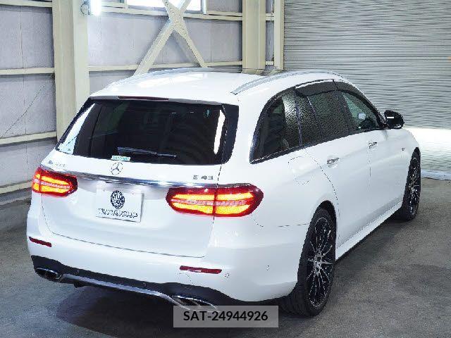 Amg E-CLASS 2018-09 319472-10