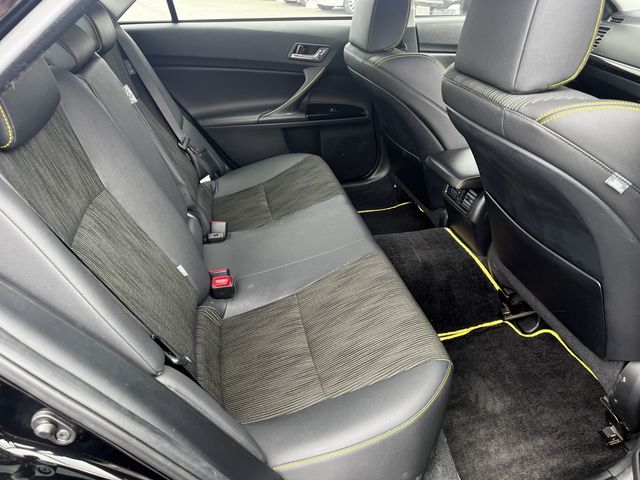 Toyota MARK X 2015-07 183305-11