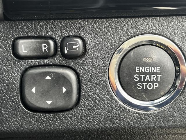 Toyota MARK X 2015-07 183305-18