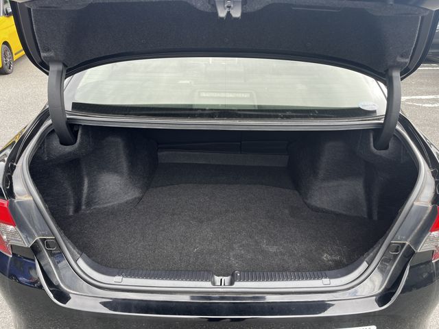 Toyota MARK X 2015-07 183305-13