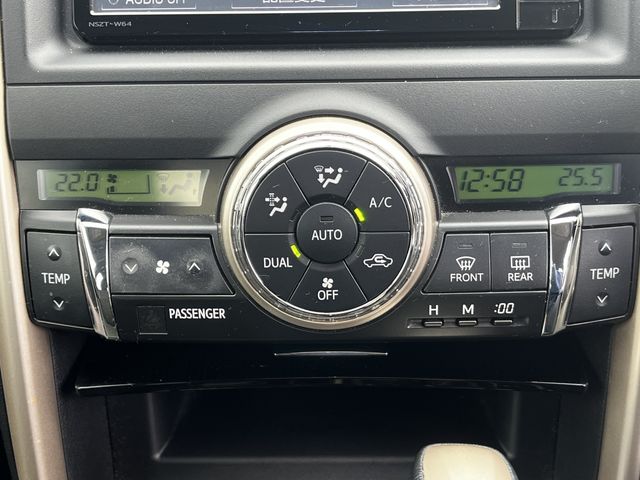 Toyota MARK X 2015-07 183305-22