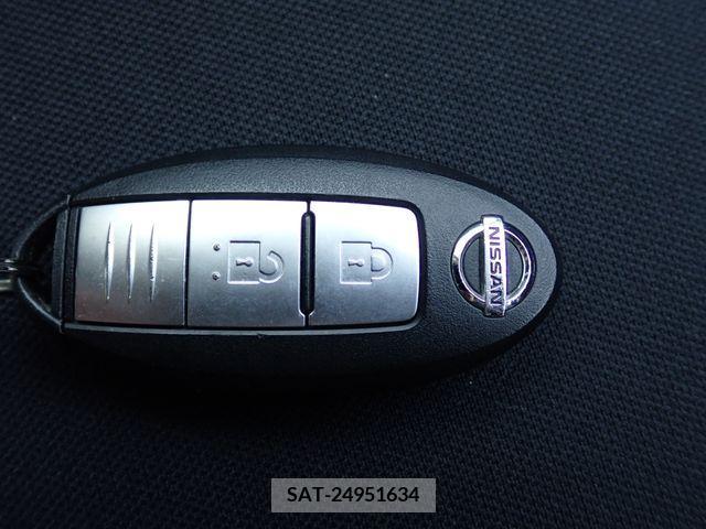 Nissan NOTE 2019-01 206553-17