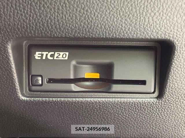 Suzuki SWIFT 2021-02 349835-6