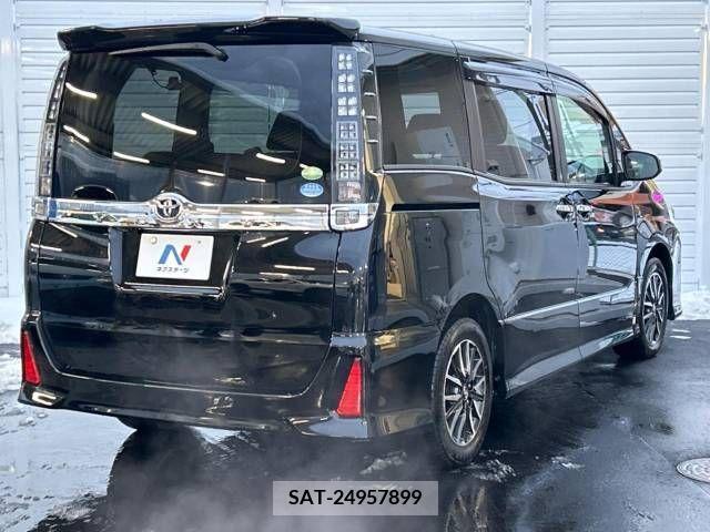 Toyota VOXY 2015-12 250212-19