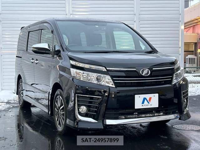 Toyota VOXY 2015-12 250212-18