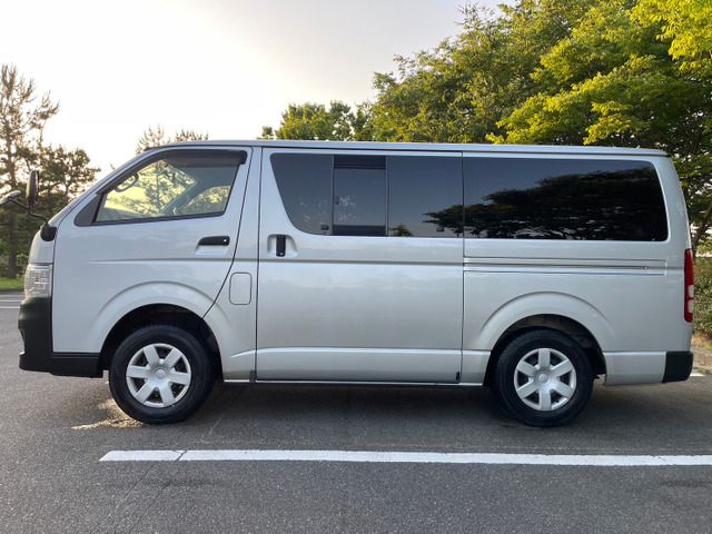 Toyota HIACE VAN 2012-02 8019-8