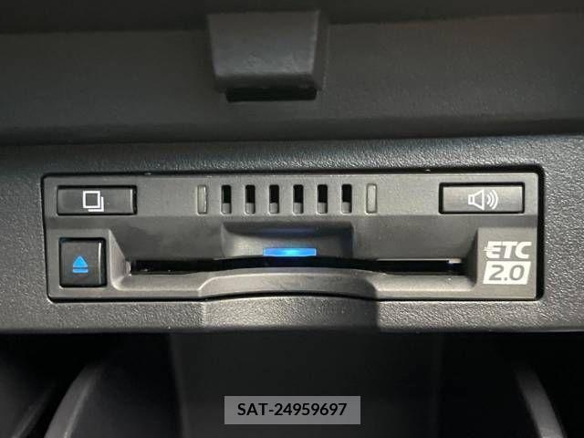Toyota ALPHARD 2022-08 214736-9