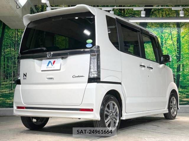 Honda N BOX CUSTOM 2017-06 306712-17