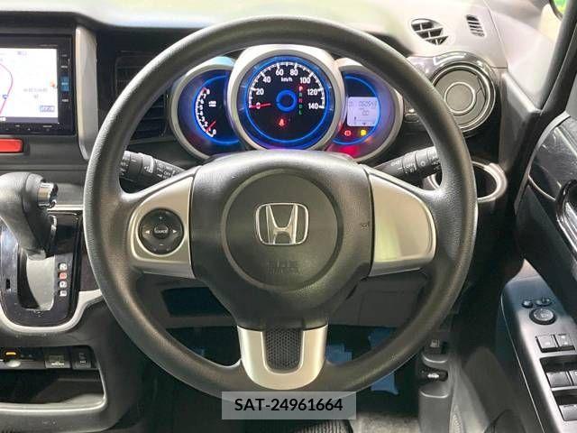 Honda N BOX CUSTOM 2017-06 306712-11