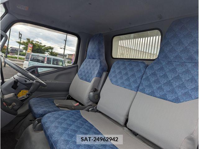 Mitsubishi CANTER 2004-06 263416-18
