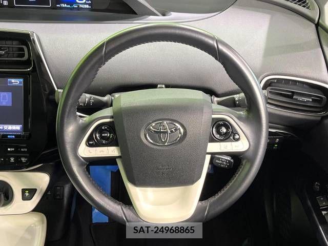 Toyota PRIUS 2015-12 281984-11